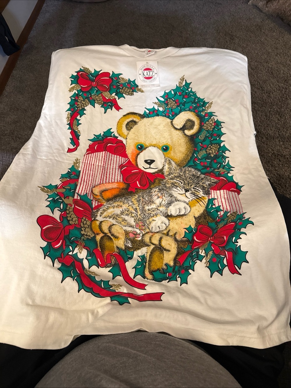 Katz White Holiday Teddy & Kitten Graphic Tee